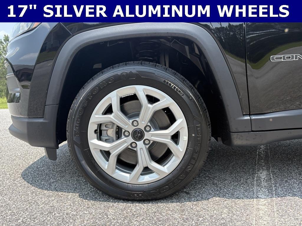 new 2025 Jeep Compass car, priced at $26,977