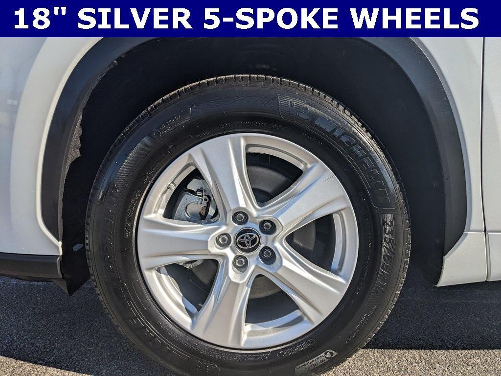 used 2024 Toyota Highlander car, priced at $37,427