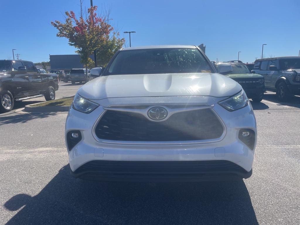 used 2024 Toyota Highlander car, priced at $39,890