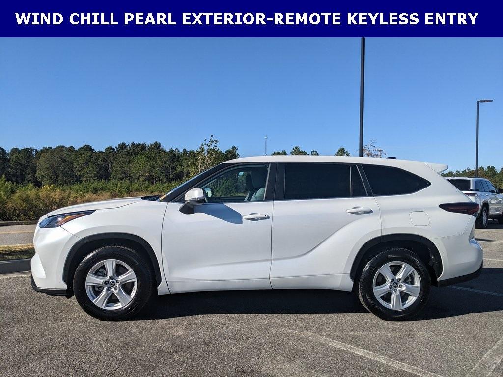 used 2024 Toyota Highlander car, priced at $37,427