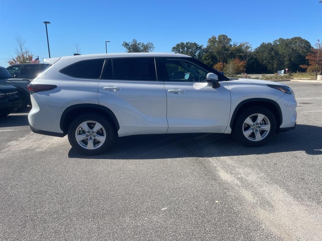 used 2024 Toyota Highlander car, priced at $39,890