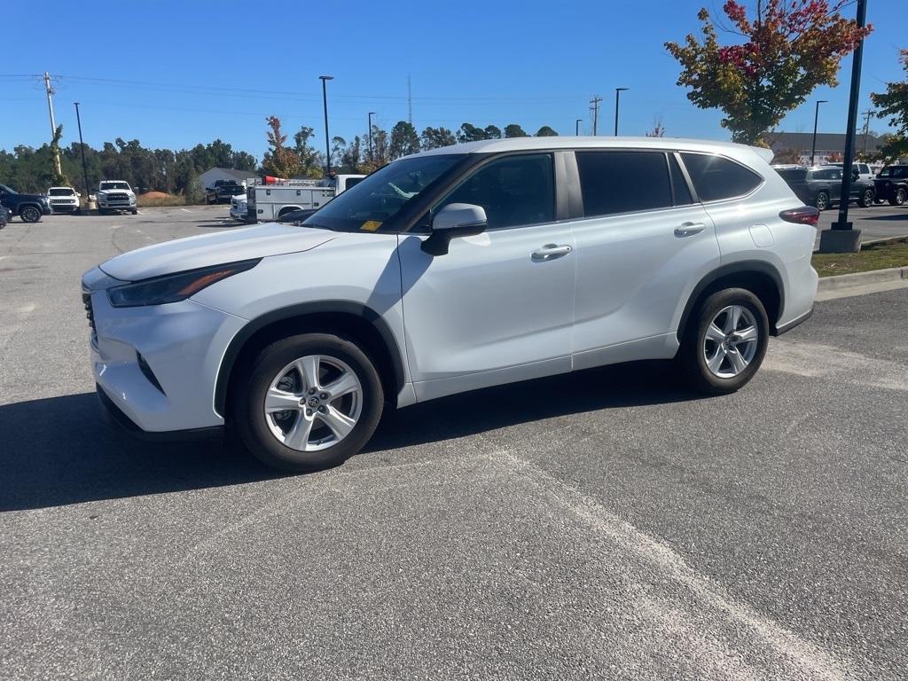 used 2024 Toyota Highlander car, priced at $39,890