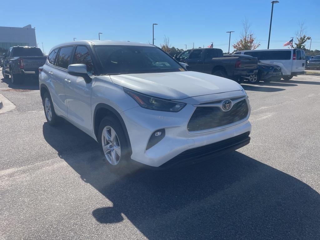 used 2024 Toyota Highlander car, priced at $39,890
