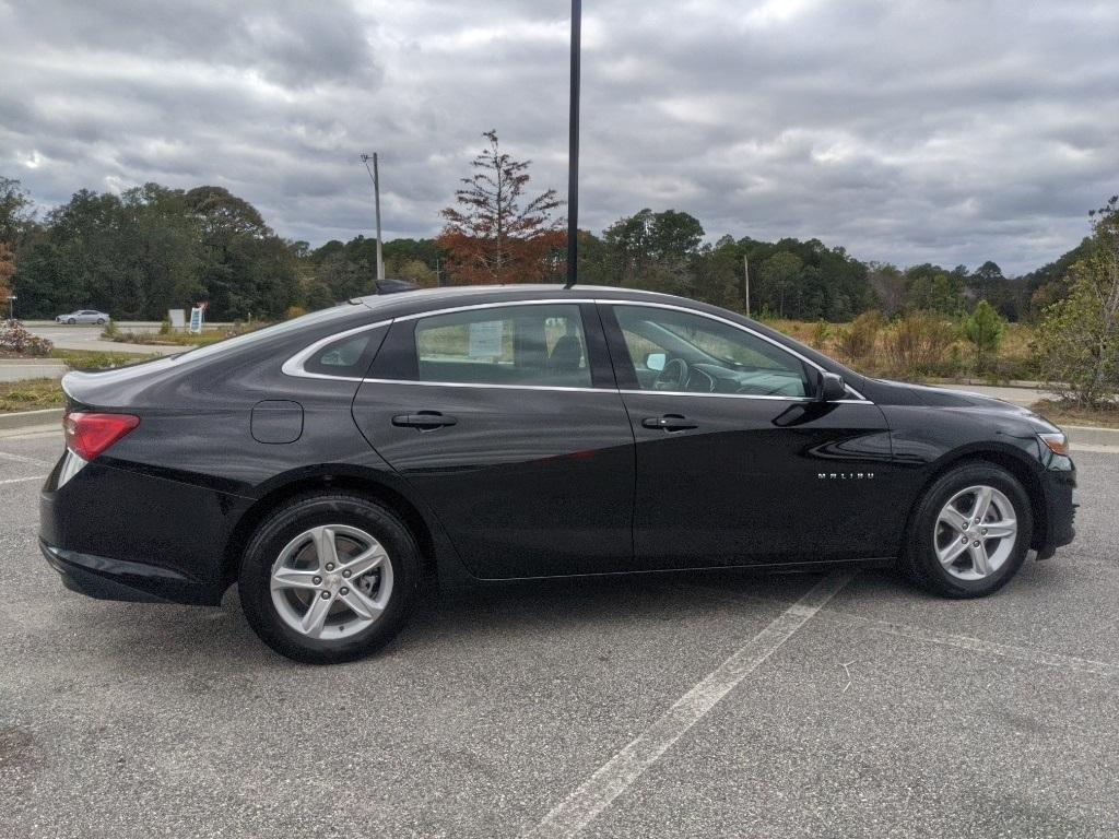 used 2023 Chevrolet Malibu car, priced at $19,274