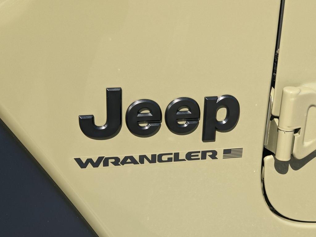 new 2026 Jeep Wrangler car, priced at $43,877