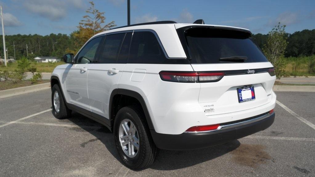 new 2025 Jeep Grand Cherokee car, priced at $34,677