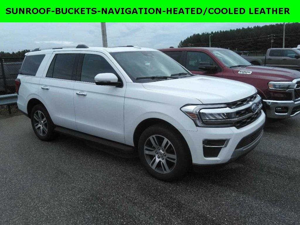 used 2024 Ford Expedition car, priced at $42,674
