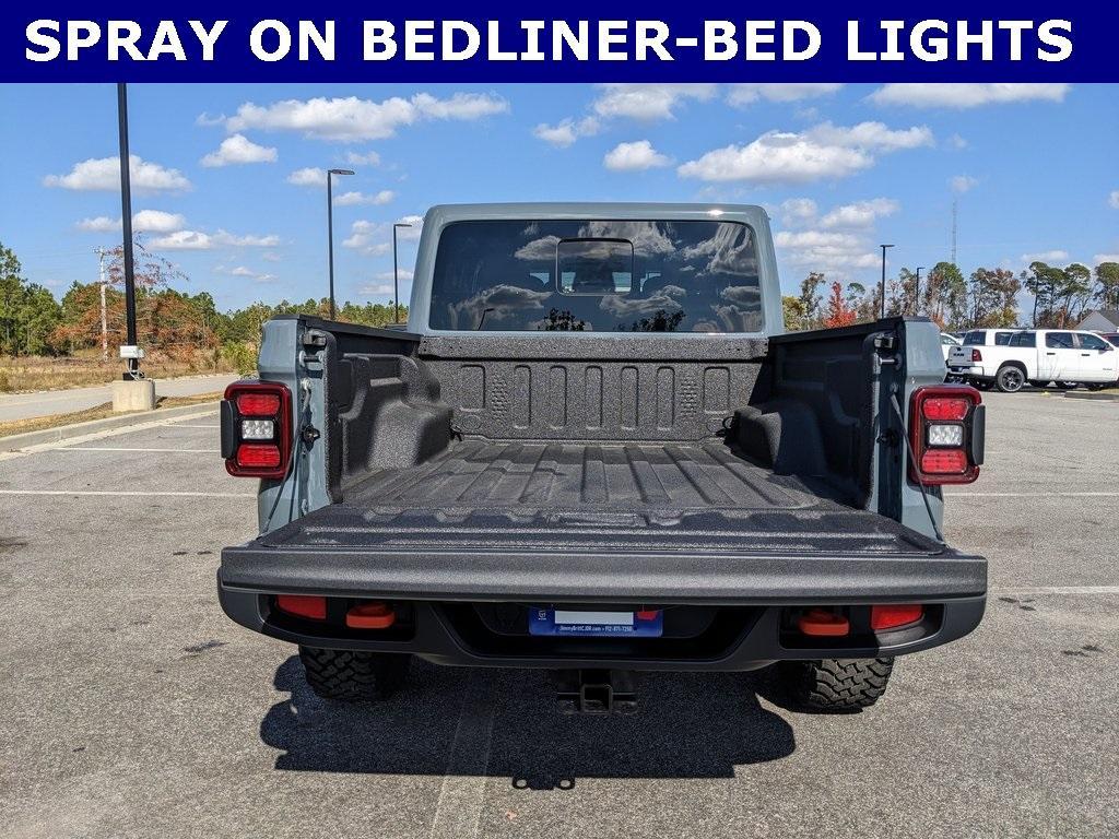 new 2026 Jeep Gladiator car, priced at $52,877