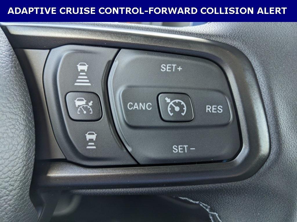 new 2026 Jeep Gladiator car, priced at $52,877