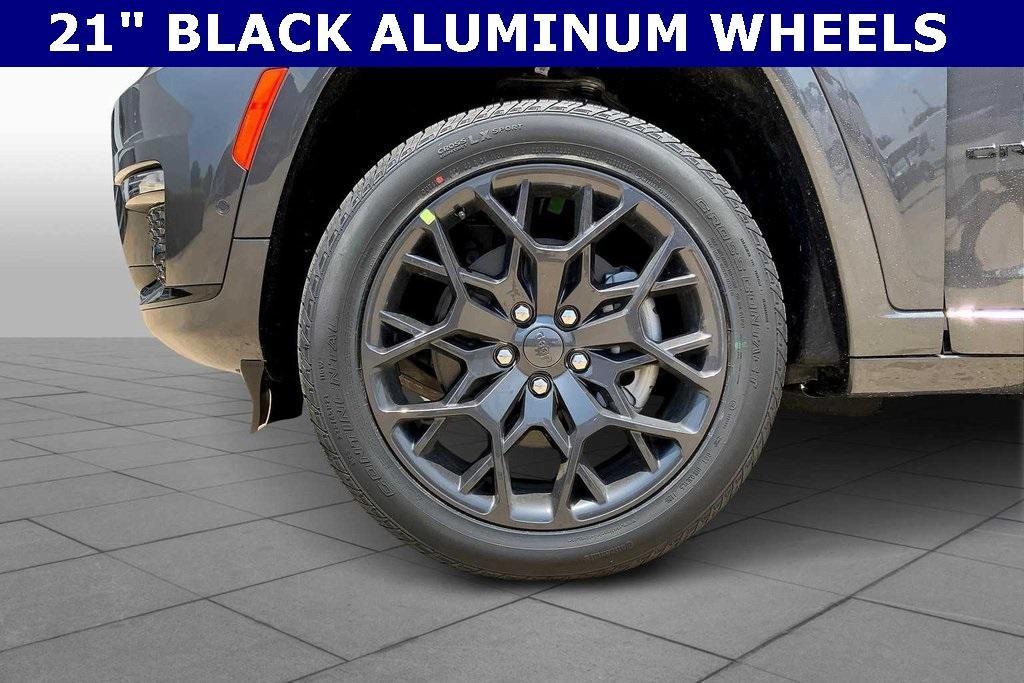 new 2025 Jeep Grand Cherokee L car, priced at $57,986