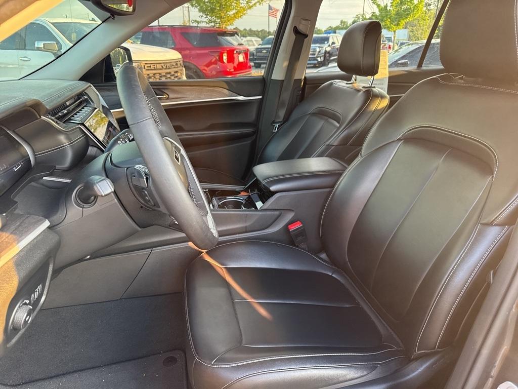 used 2023 Jeep Grand Cherokee L car, priced at $33,576