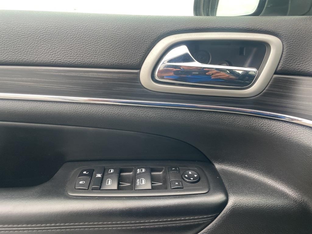 used 2022 Jeep Grand Cherokee WK car, priced at $25,290