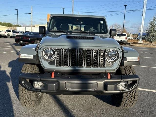 new 2025 Jeep Gladiator car, priced at $56,635