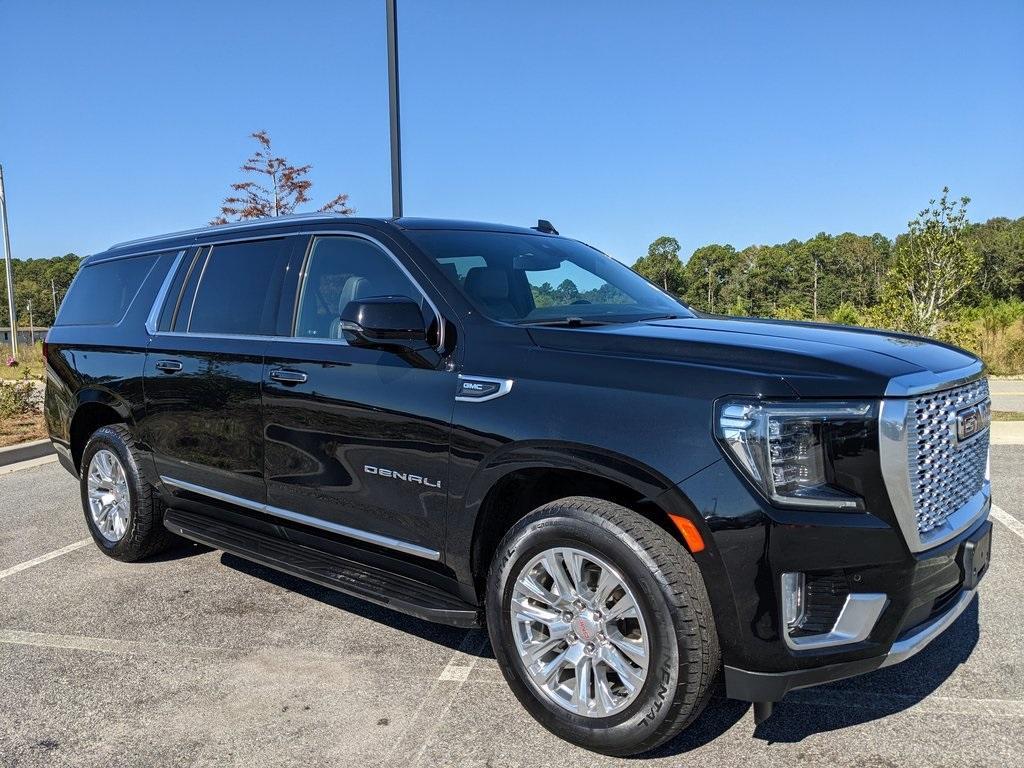 used 2024 GMC Yukon XL car, priced at $65,658