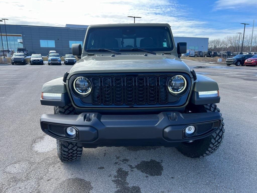 new 2025 Jeep Gladiator car, priced at $48,927