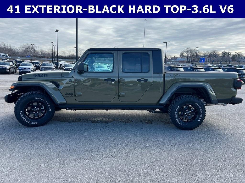 new 2025 Jeep Gladiator car, priced at $48,927