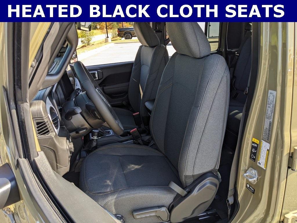 new 2025 Jeep Gladiator car, priced at $48,327
