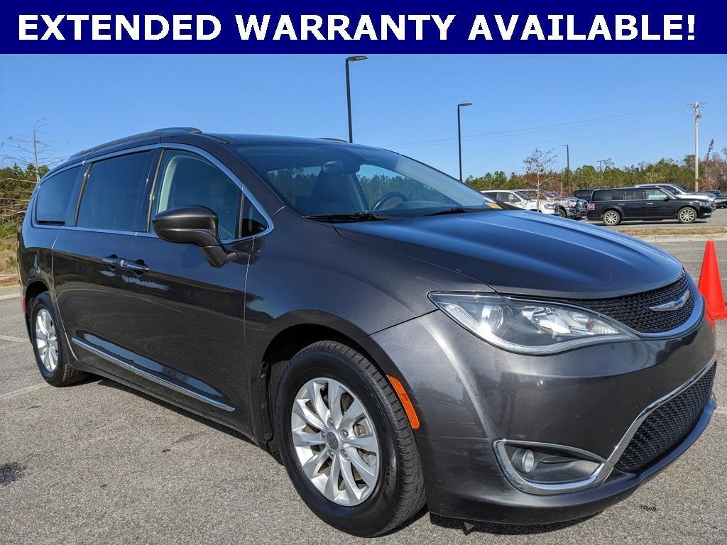 used 2018 Chrysler Pacifica car, priced at $12,800