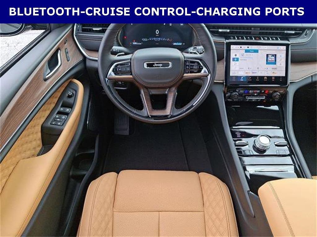 new 2025 Jeep Grand Cherokee car, priced at $55,777