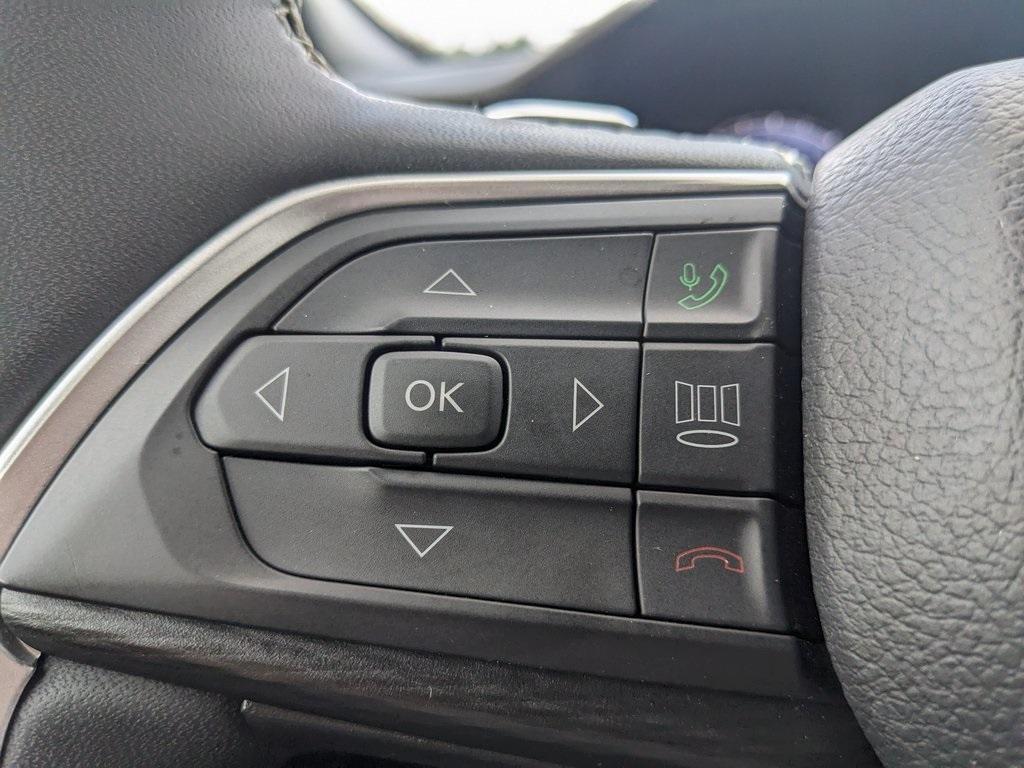 used 2023 Jeep Grand Cherokee L car, priced at $28,960