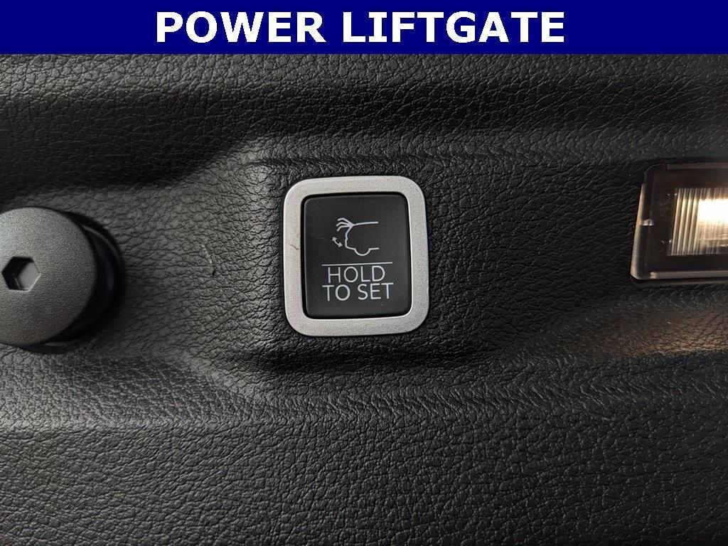 used 2023 Jeep Grand Cherokee L car, priced at $27,956
