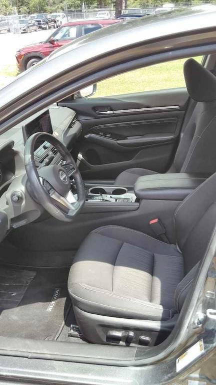 used 2023 Nissan Altima car, priced at $22,371