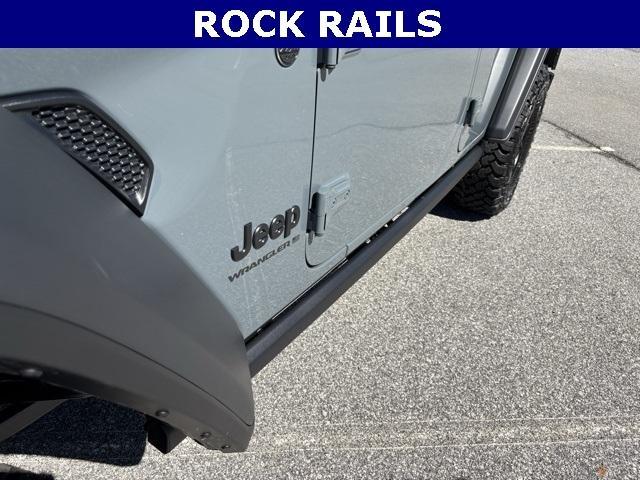 new 2025 Jeep Wrangler car, priced at $46,477