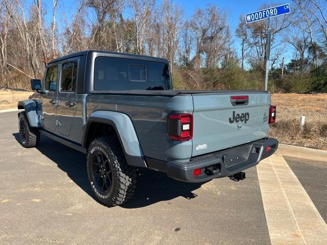 new 2024 Jeep Gladiator car, priced at $45,199