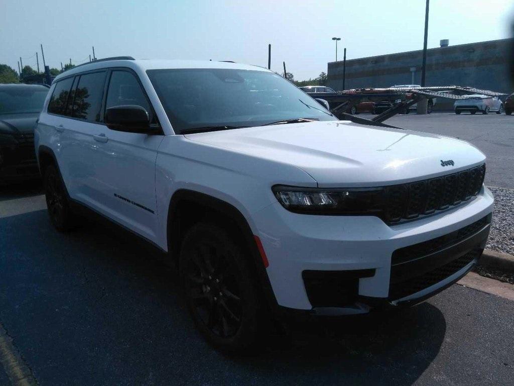 used 2023 Jeep Grand Cherokee L car, priced at $31,589