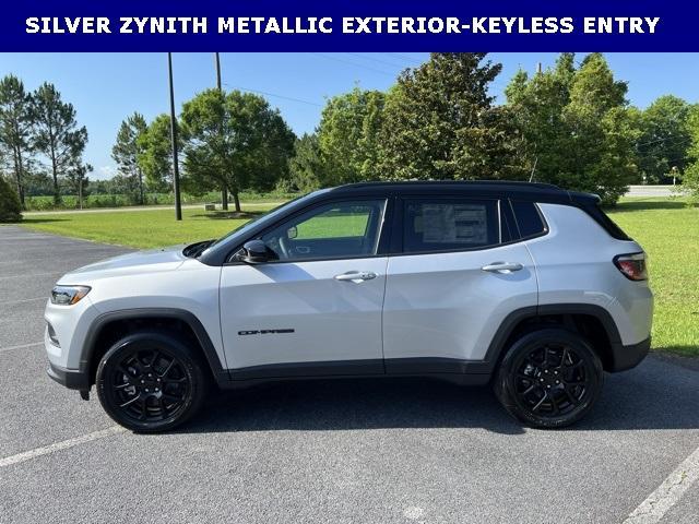 new 2024 Jeep Compass car, priced at $30,800