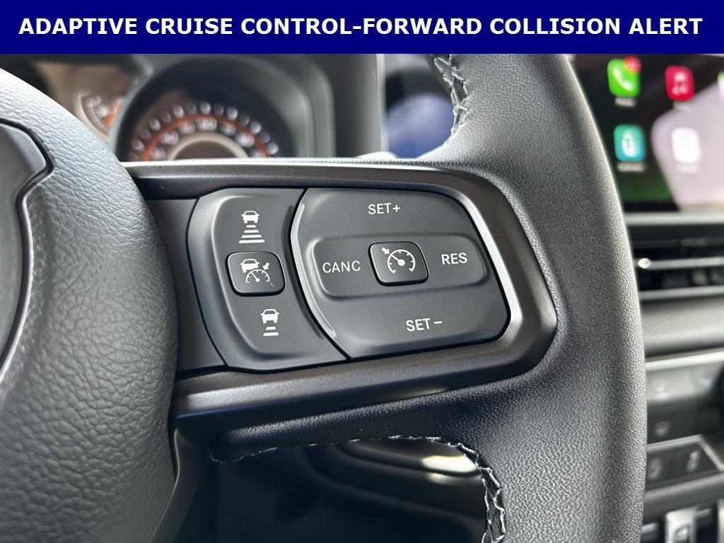 new 2025 Jeep Gladiator car, priced at $35,977