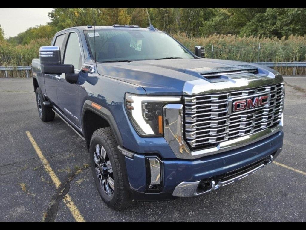 used 2025 GMC Sierra 2500 car, priced at $80,000