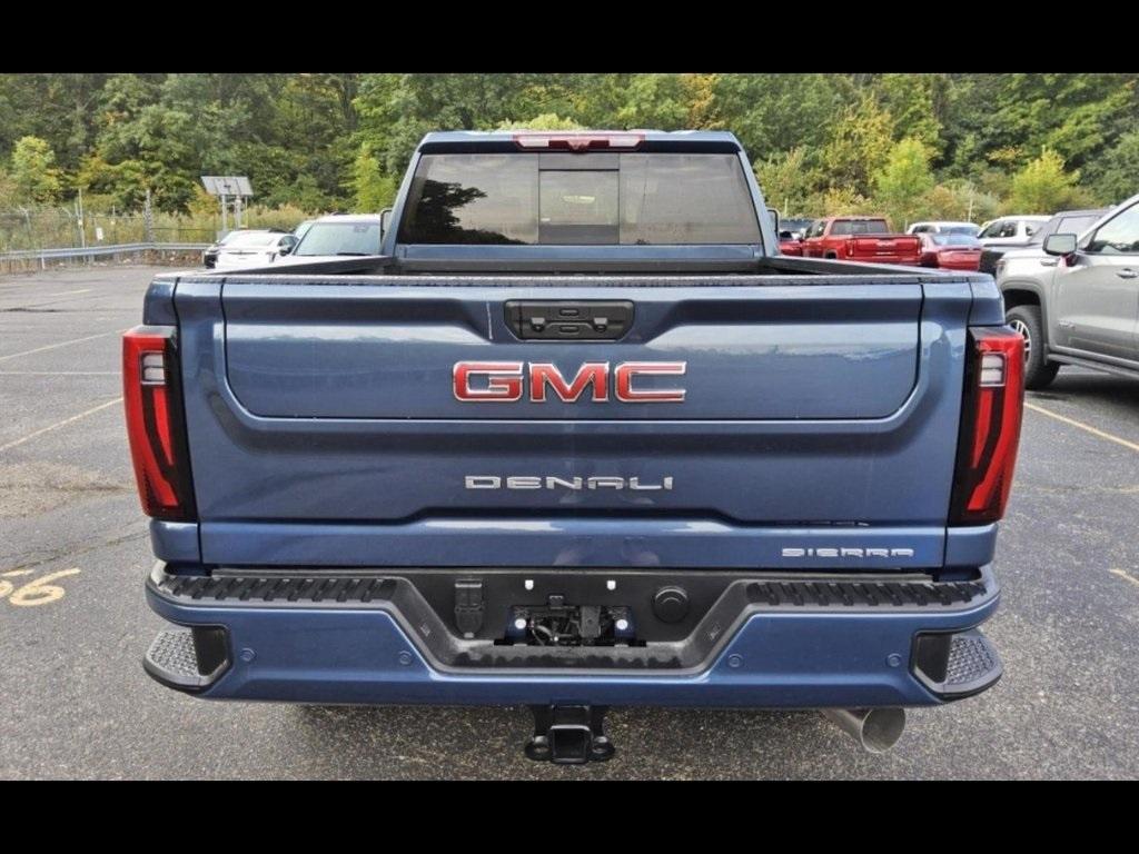 used 2025 GMC Sierra 2500 car, priced at $80,000