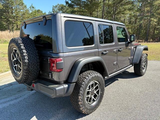 new 2025 Jeep Wrangler car, priced at $51,777