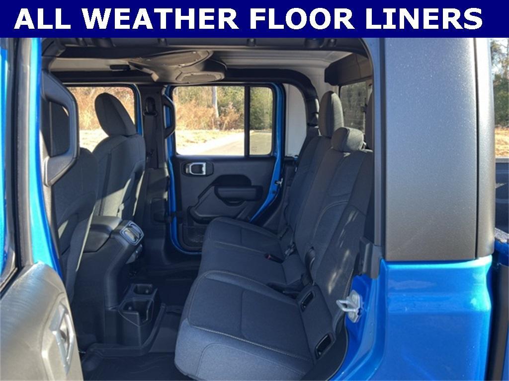 new 2025 Jeep Gladiator car, priced at $36,127