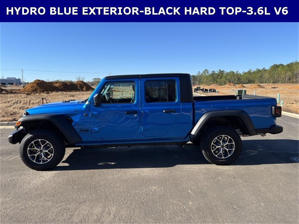 new 2025 Jeep Gladiator car, priced at $36,127