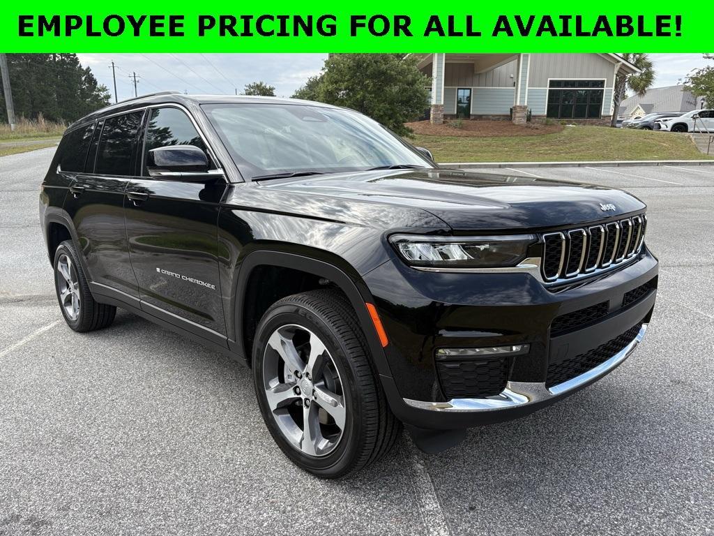 new 2025 Jeep Grand Cherokee L car, priced at $48,998