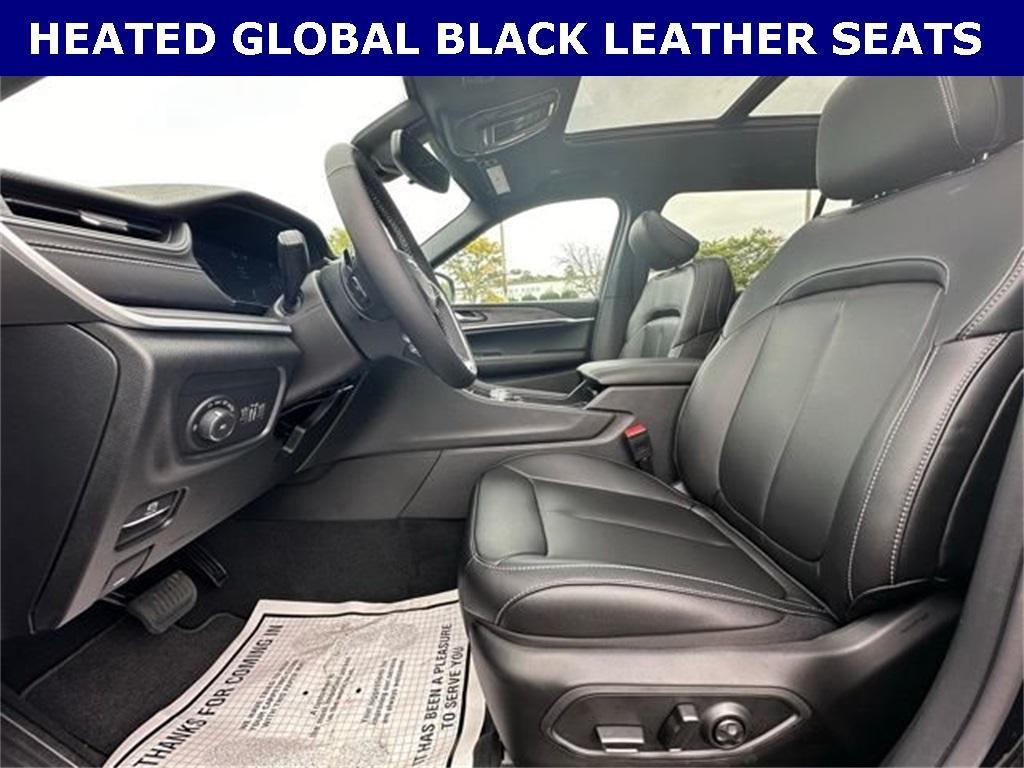 new 2025 Jeep Grand Cherokee L car, priced at $47,927