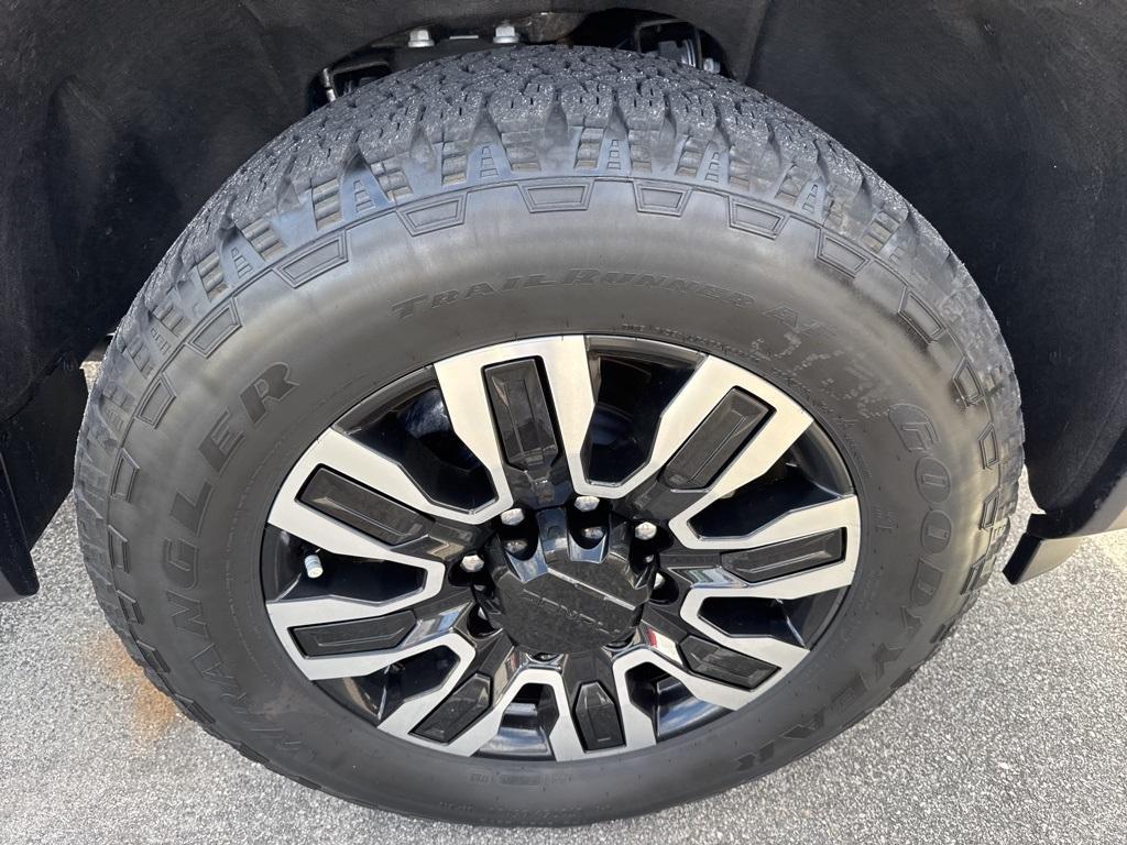 used 2024 GMC Sierra 2500 car, priced at $78,790