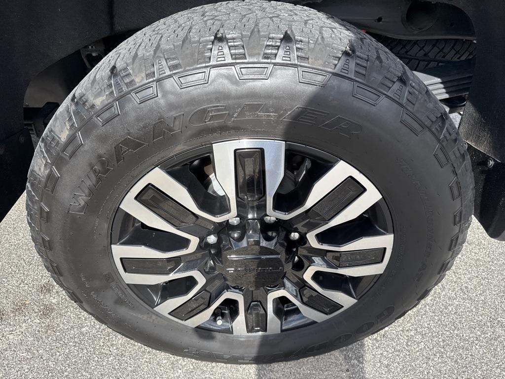 used 2024 GMC Sierra 2500 car, priced at $78,790