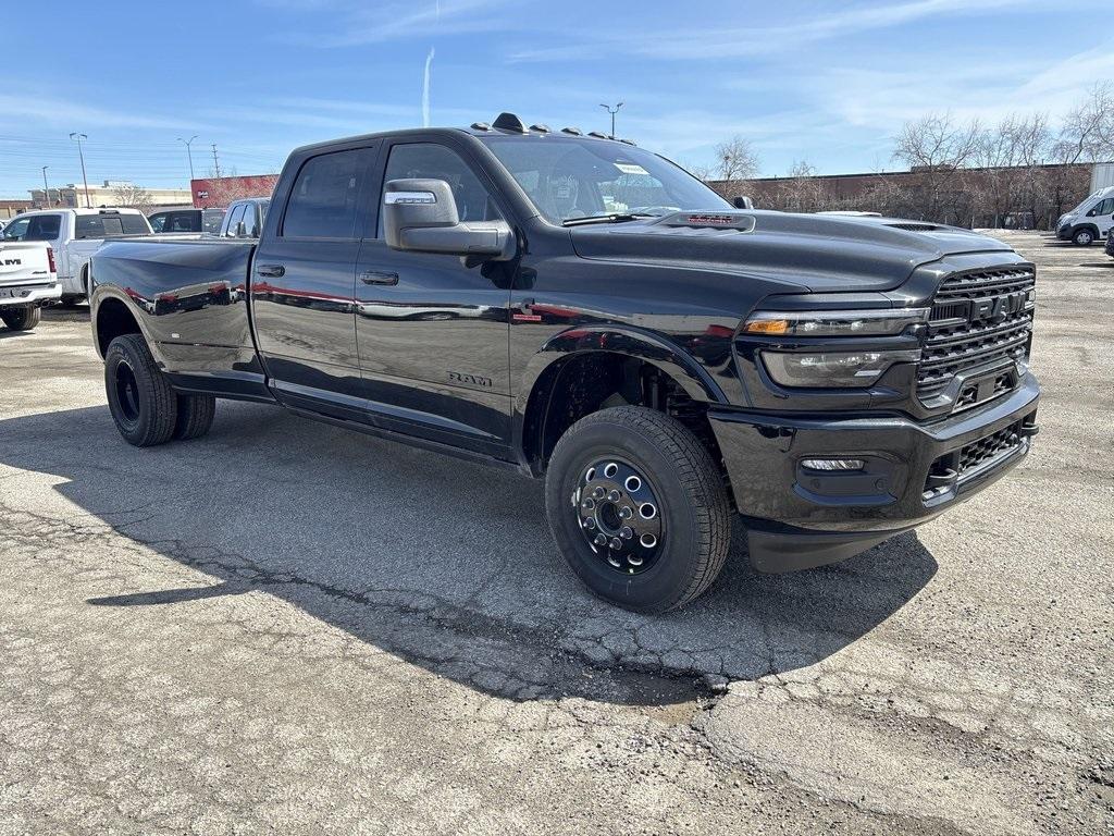new 2025 Ram 3500 car, priced at $95,915