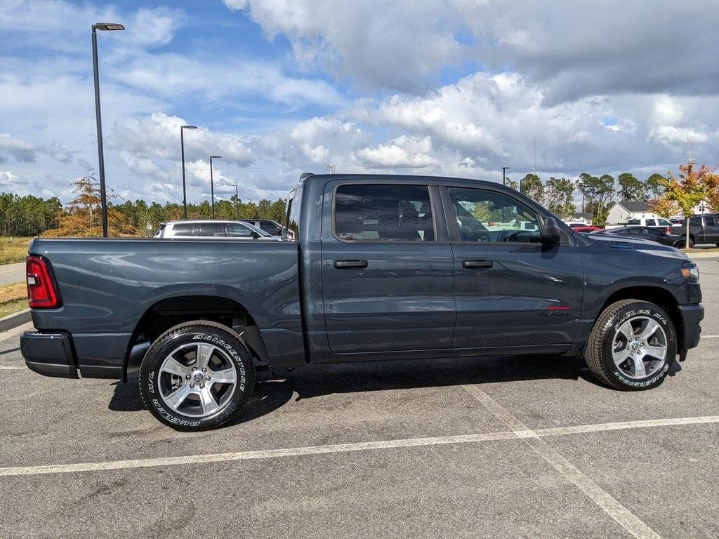 new 2025 Ram 1500 car, priced at $39,916