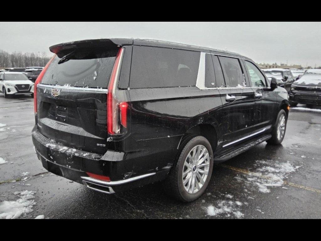 used 2024 Cadillac Escalade ESV car, priced at $85,820