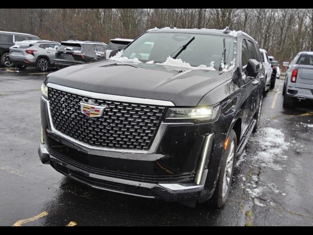 used 2024 Cadillac Escalade ESV car, priced at $85,820