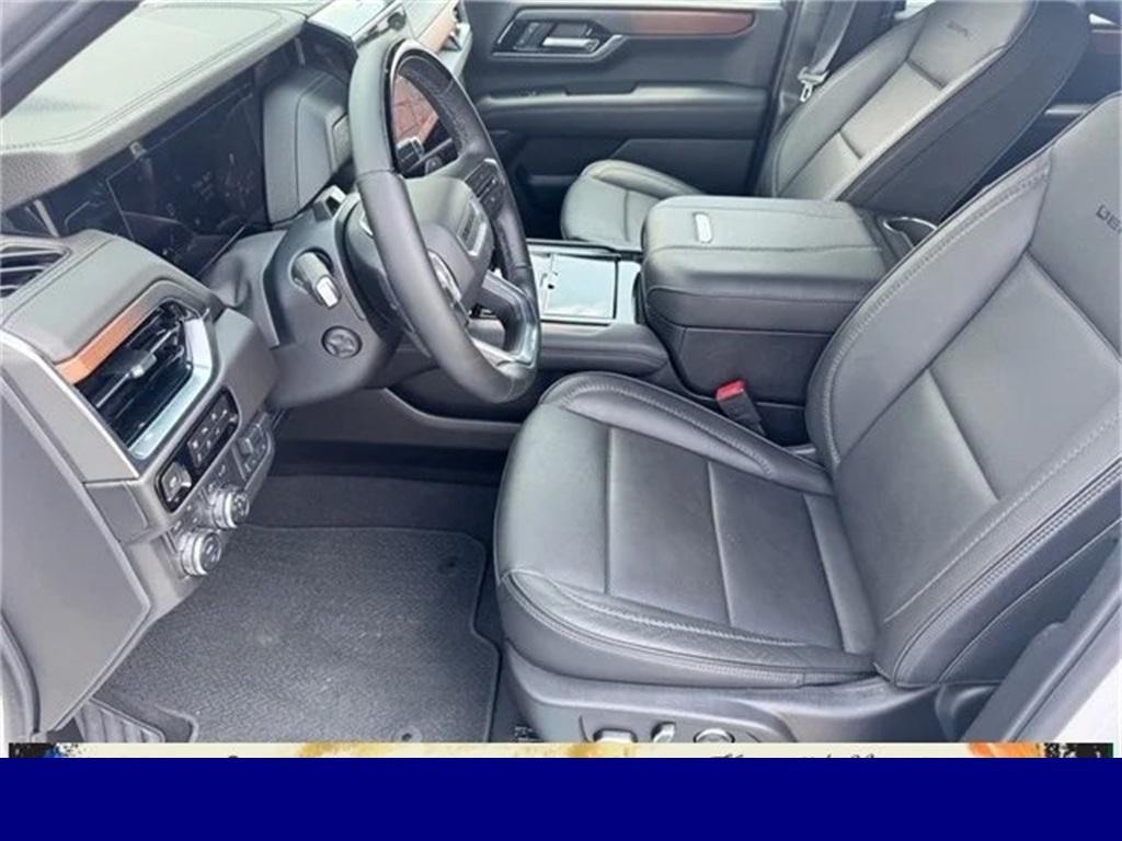 used 2025 GMC Yukon XL car, priced at $88,700