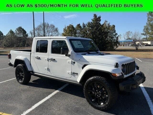 new 2025 Jeep Gladiator car, priced at $41,075