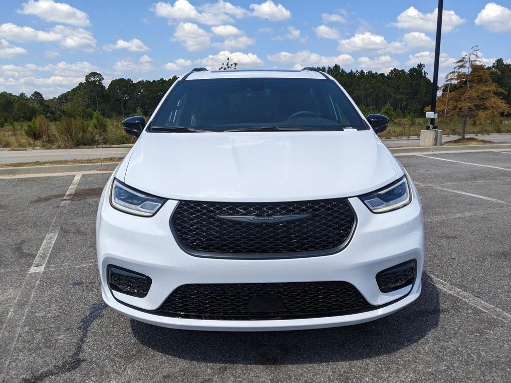 new 2026 Chrysler Pacifica car, priced at $44,524