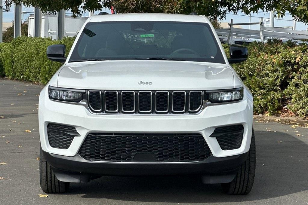 new 2025 Jeep Grand Cherokee car, priced at $36,727