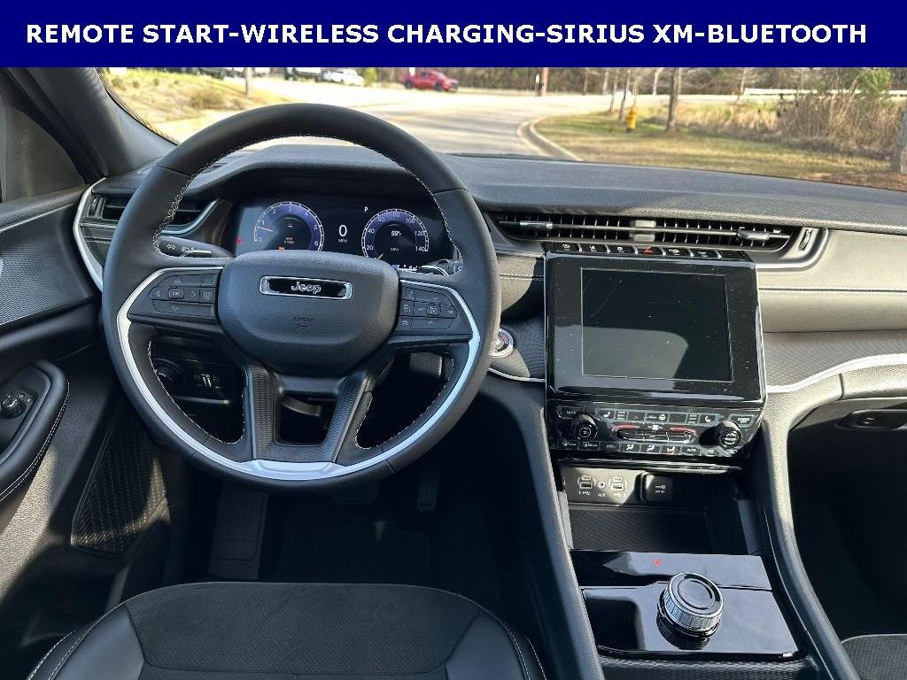 new 2025 Jeep Grand Cherokee L car, priced at $42,725