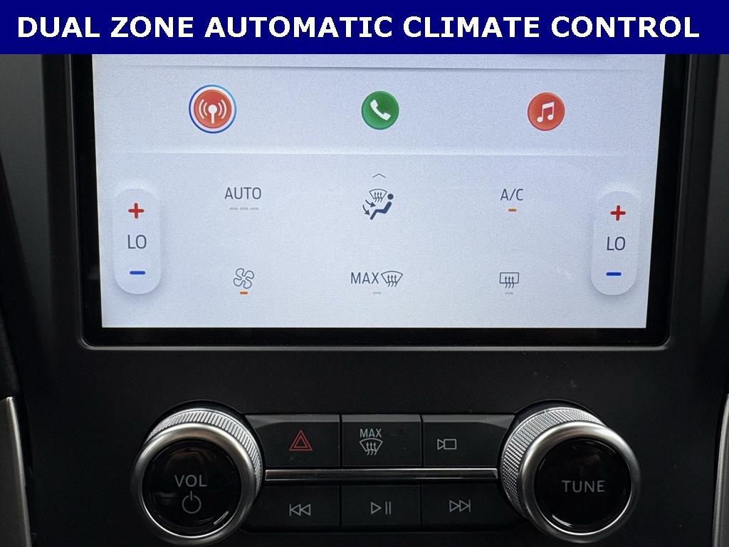 used 2024 Ford Edge car, priced at $30,197